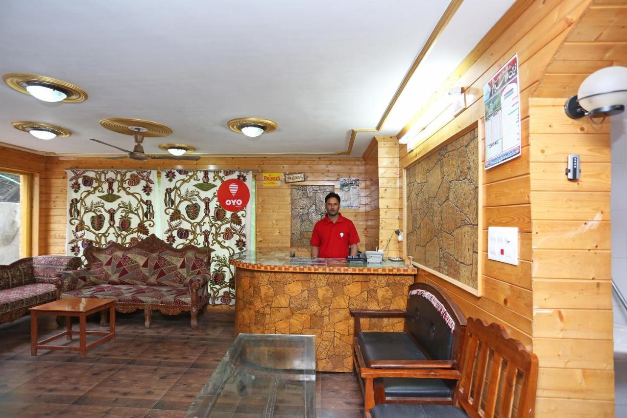 Oyo Flagship Hotel Palace Pahalgam Exterior photo